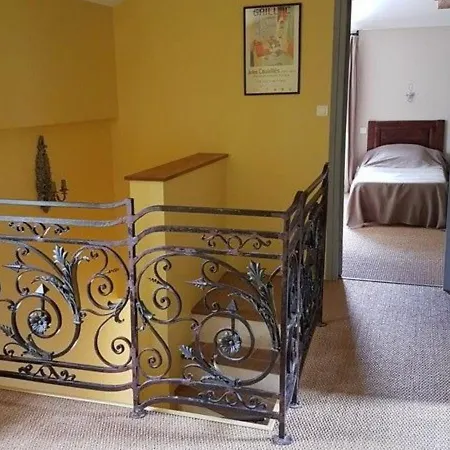 Holiday home Maison Renovee Avec Piscine Et Grand Jardin, A 2 Km De La Vallee De L'yon - Fr-1-426-329 Le Tablier