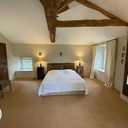 Maison Renovee Avec Piscine Et Grand Jardin, A 2 Km De La Vallee De L'yon *
