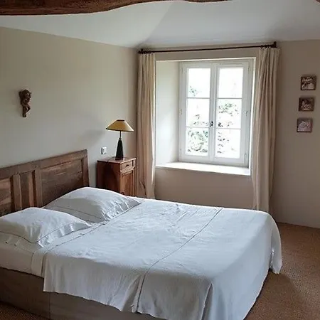 Maison Renovee Avec Piscine Et Grand Jardin, A 2 Km De La Vallee De L'yon Landhaus Le Tablier
