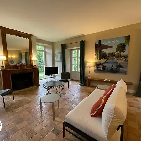 Prázdninový dům Maison Renovee Avec Piscine Et Grand Jardin, A 2 Km De La Vallee De L'yon - Fr-1-426-329 Le Tablier